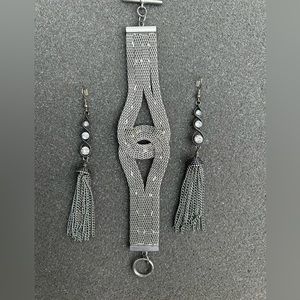 Retro mesh bracelet & dangle earrings
